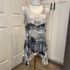 Monochrome Print Sleeveless Top
